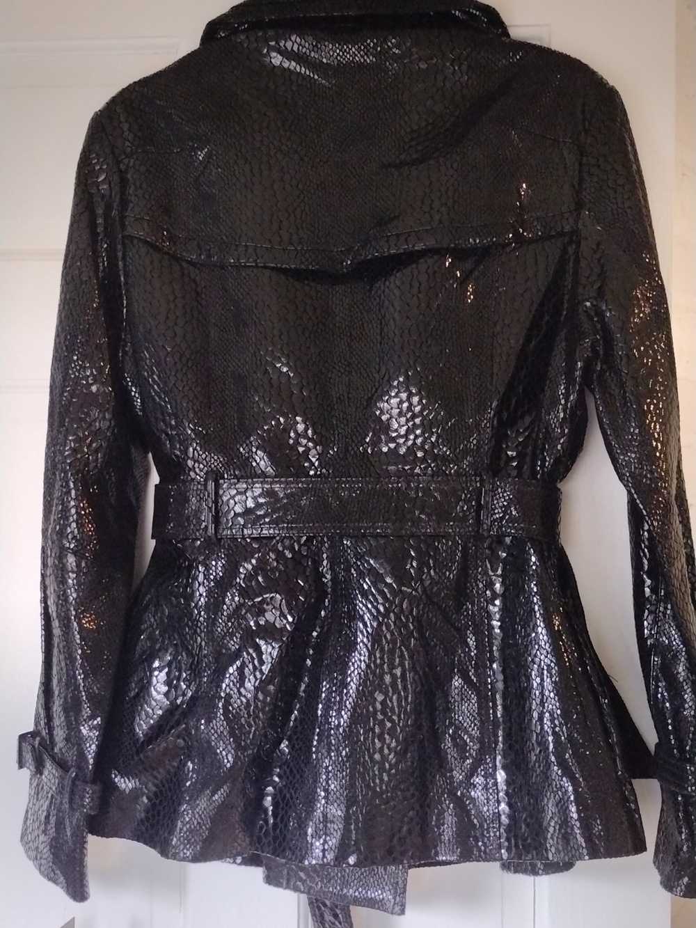 Via Spiga Shiny Black Leather Trench Coat - Picture 4 of 6